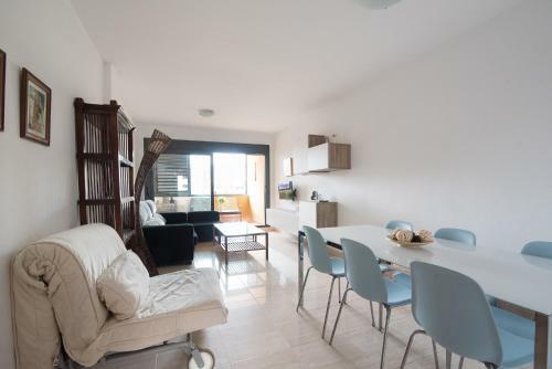 Apartamento Edificio Puerta Mitica