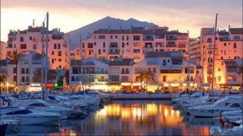 Mi Capricho 9a Beachfront- Apartment With Sea View - Costa Del Sol