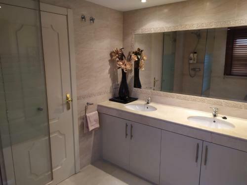 Villa Riviera Con Piscina Privada Junto Al Campo de Golf