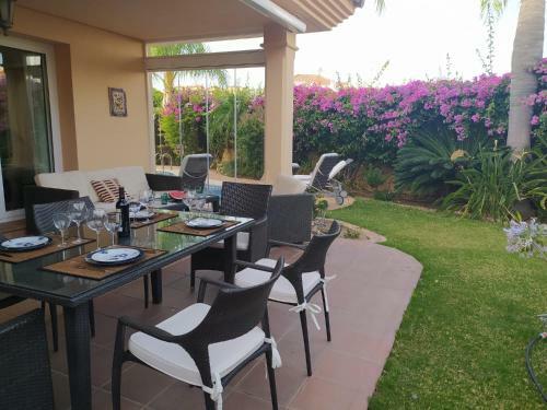 Villa Riviera Con Piscina Privada Junto Al Campo de Golf