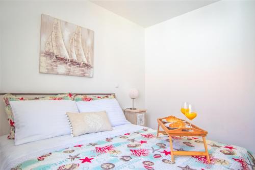 Olea Apartments Vir