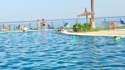 Mi Capricho 2f Beachfront- Apartment With Sea View - Costa Del Sol