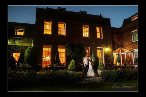Lysses House Hotel