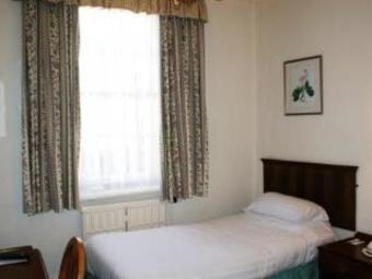 Royal Oak Hotel