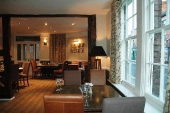 Royal Oak Hotel