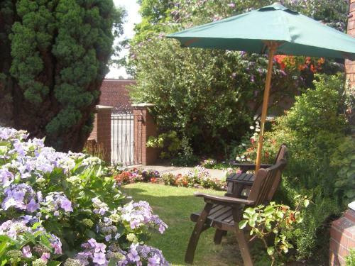Anton Guest House Bed And Breakfast