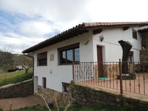 Garai Etxea, Casa Adosada En La Monta�a