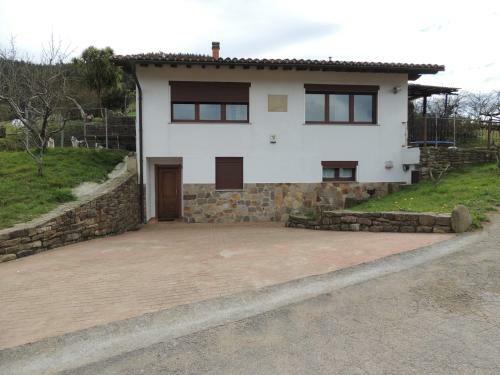 Garai Etxea, Casa Adosada En La Monta�a