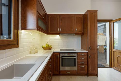 Kampos Villa Iii, Pure Elegance!