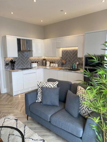 Belmont Apartment 2