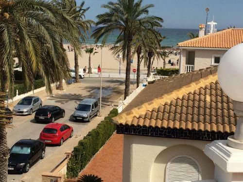 Chalet Muy Cerca de La Playa Con Piscina Privada