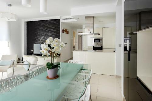 Beautiful Modern Villa