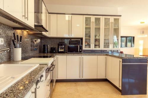 Holiday Villa Golf & See View Villamartin