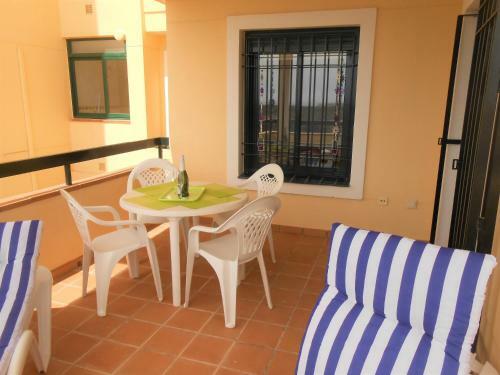 Apartamento Lomas De Campoamor Ref 8222