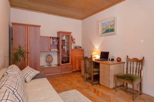 Holiday House With A Parking Space Svirce, Hvar - 17682