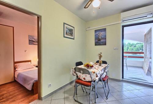 Apartments By The Sea Basina, Hvar - 5699