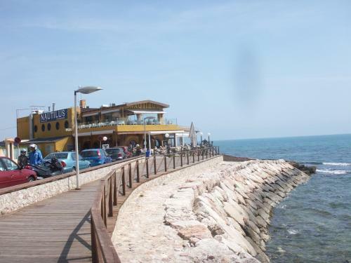 Apartamento Beach Front Sea View Punta Prima