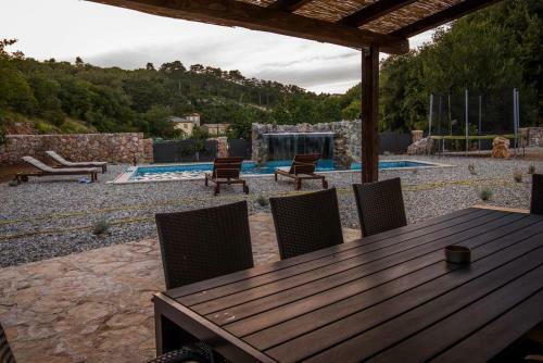 Luxury Villa With A Swimming Pool Vrbnik, Krk - 17429