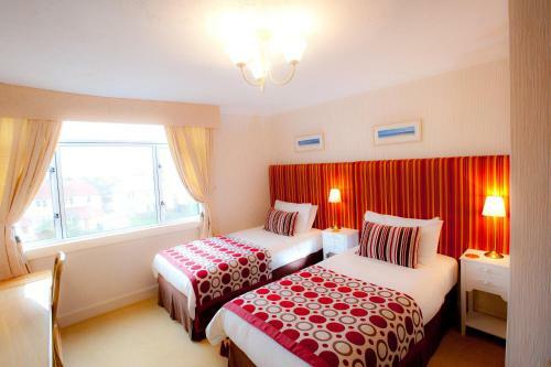 Hostal Golf View B&B