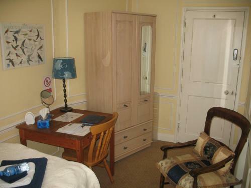 Rothmans B&B