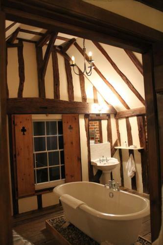 Hostal Channels Lodge