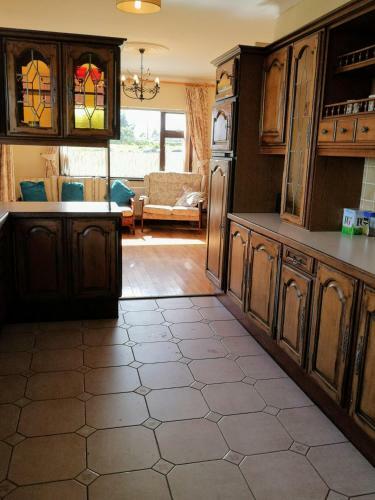 Beautiful Castle View House Tullaghanbawn