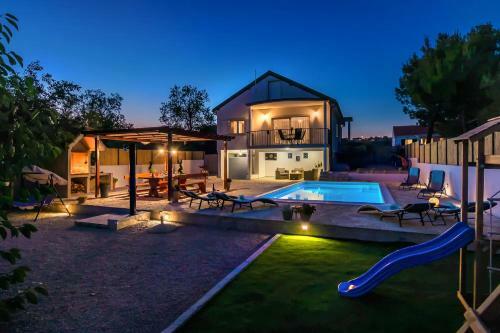 Villa R&b