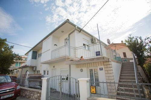 Apartment Ana