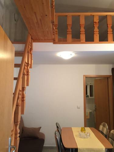 Apartmani Dora