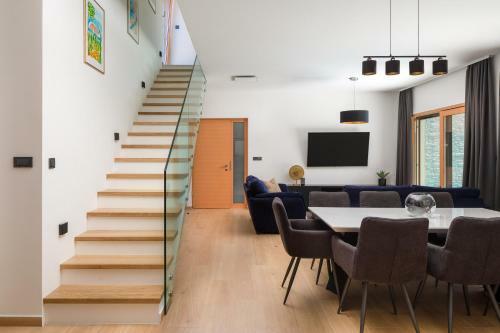 Villa Dm