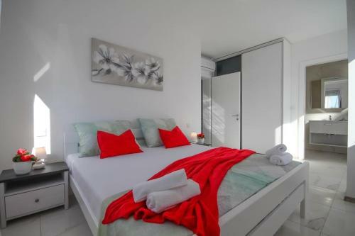 Villa Essenza Rossa 650 Meters From The Beach