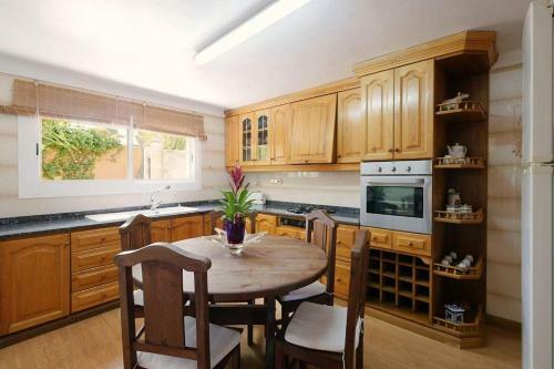 Villa Oscols