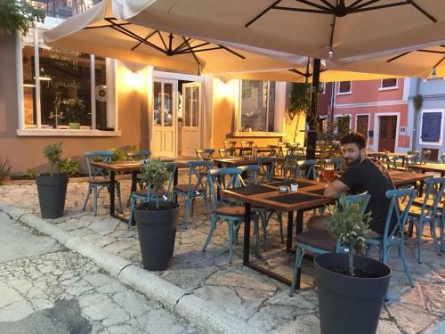 Guest House Galeb