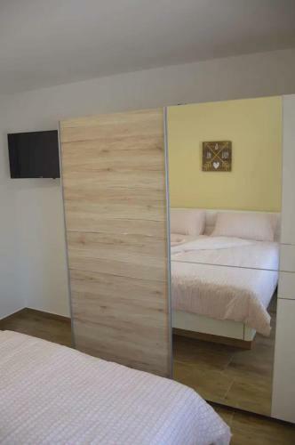 Old Town Apartment Popovic