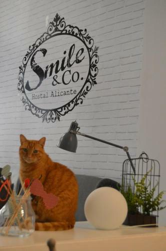 Hotel Smile & Co Hostal Boutique