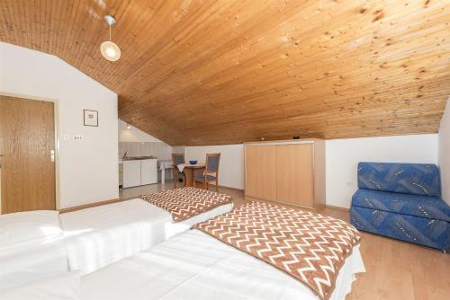 Apartments Lenka