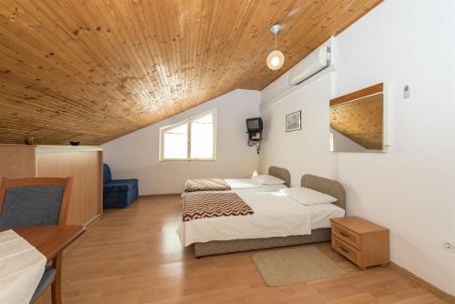 Apartments Lenka