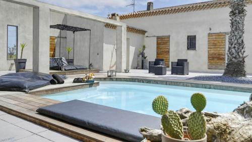 Hostal Mas Sainte Marie