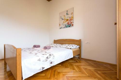 Villa Large 150 M2 Apt With Pool And 500 M2 Garden