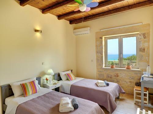 Villa Asteriskos & Vereniki Sea View From Mountains