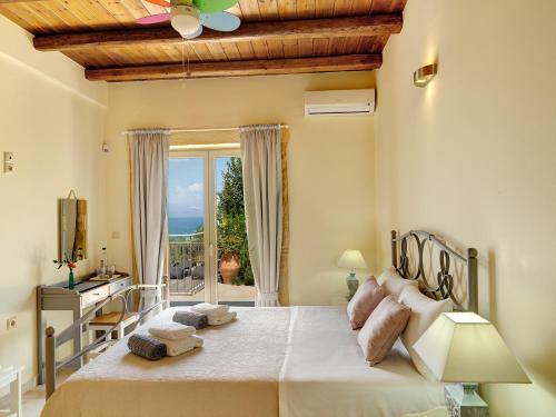 Villa Asteriskos & Vereniki Sea View From Mountains