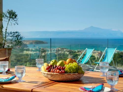Villa Asteriskos & Vereniki Sea View From Mountains