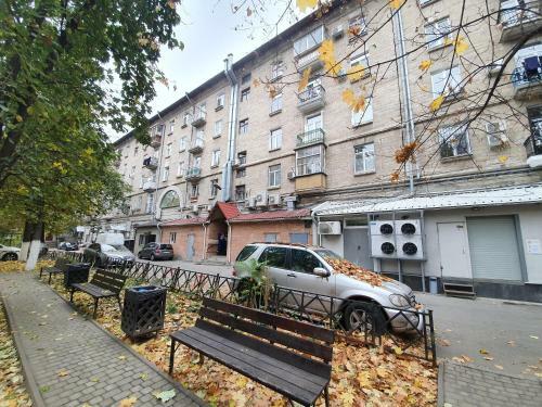 Ultracentral Old Boulevard Stefan Cel Mare 2-rooms Studio Apartments