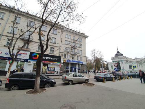 Ultracentral Old Boulevard Stefan Cel Mare 2-rooms Studio Apartments