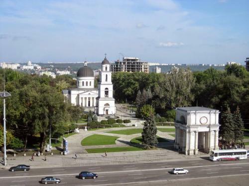 Ultracentral Old Boulevard Stefan Cel Mare 2-rooms Studio Apartments