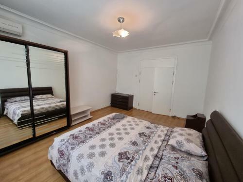 Ultracentral Old Boulevard Stefan Cel Mare 2-rooms Studio Apartments