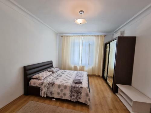 Ultracentral Old Boulevard Stefan Cel Mare 2-rooms Studio Apartments