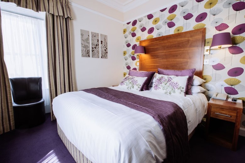 Selkirk Arms Hotel