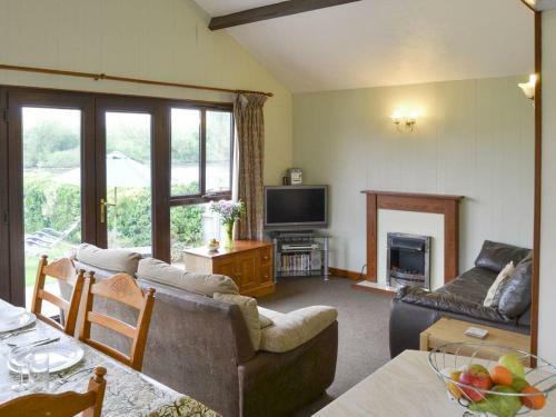 Serena Lodge
