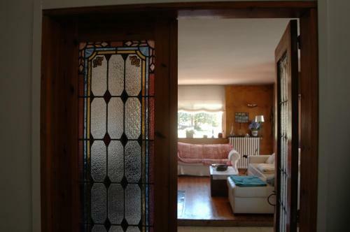 Hauzify I Villa Del Castell